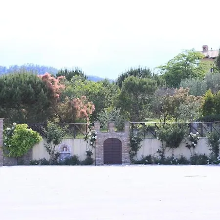 Colle Mura Casa rural *