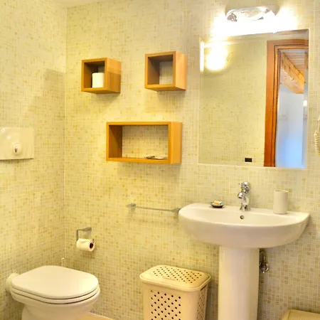 Colle Mura Landhuis Morano Madonnuccia